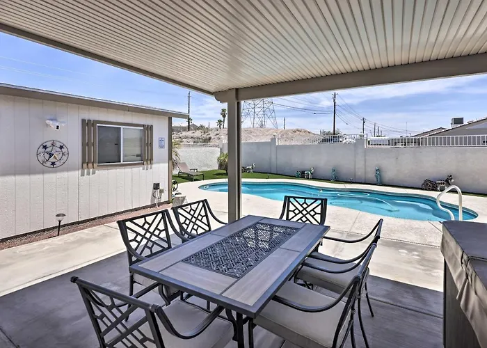 4 Mi To Havasu: Luxe W/ Outdoor Oasis *